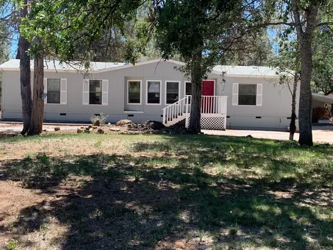39997 Cassel Dr, Cassel, CA 96016