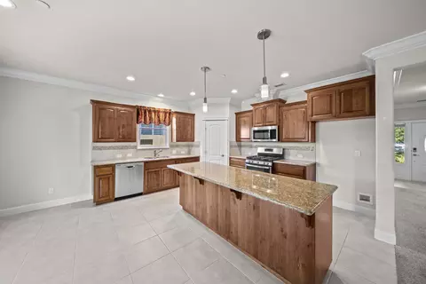 3475 Lemurian Rd, Redding, CA 96002 photo 3