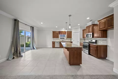 3475 Lemurian Rd, Redding, CA 96002 photo 5