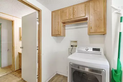 4526 Big Eagle Ln, Redding, CA 96003 photo 9