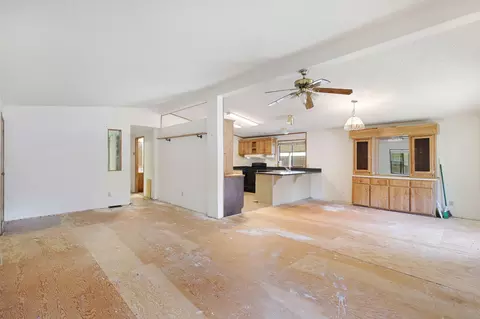 4526 Big Eagle Ln, Redding, CA 96003 photo 3