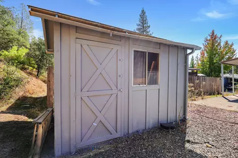 4526 Big Eagle Ln, Redding, CA 96003 photo 21