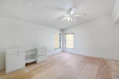 4526 Big Eagle Ln, Redding, CA 96003 photo 13