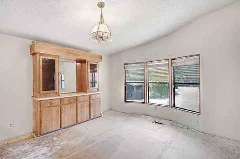 4526 Big Eagle Ln, Redding, CA 96003 photo 4