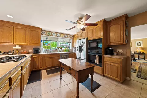 1620 Park Ave, Red Bluff, CA 96080 photo 4