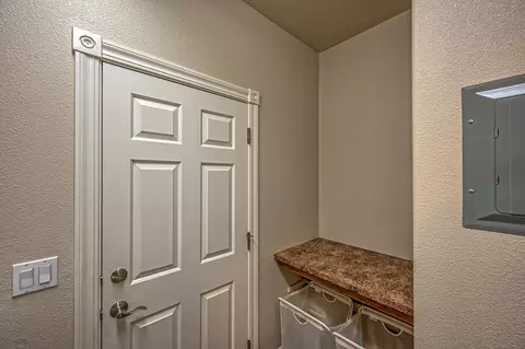 3173 Laver St, Redding, CA 96002 photo 38