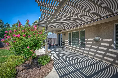 3173 Laver St, Redding, CA 96002 photo 42