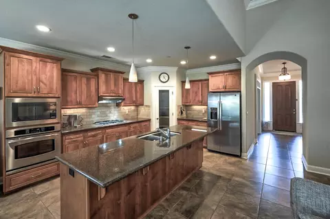 3173 Laver St, Redding, CA 96002 photo 8