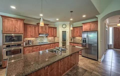 3173 Laver St, Redding, CA 96002 photo 7