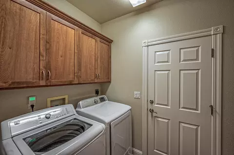 3173 Laver St, Redding, CA 96002 photo 37