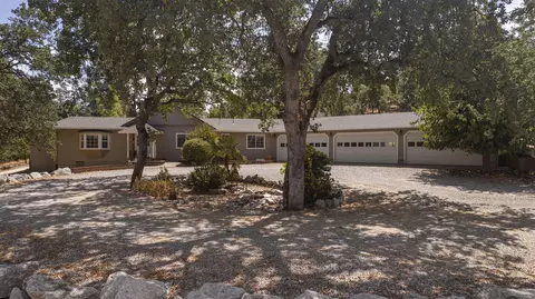 21766 Old 44 Dr, Palo Cedro, CA 96073