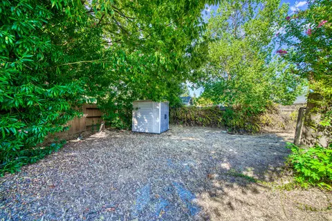 300 Elk Dr, Redding, CA 96003 photo 25