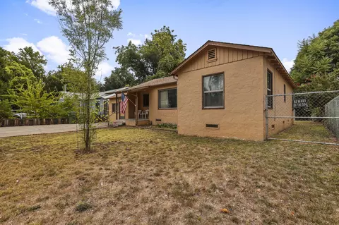 765 Loma St, Redding, CA 96003 photo 24