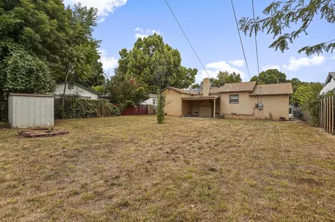 765 Loma St, Redding, CA 96003 photo 16