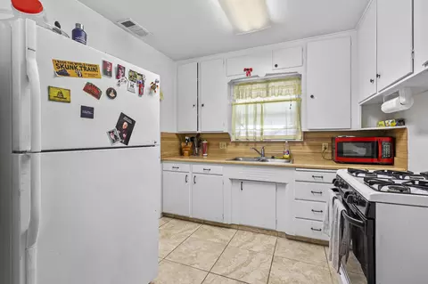 765 Loma St, Redding, CA 96003 photo 7