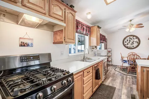 16045 Old Mission Dr, Red Bluff, CA 96080 photo 5