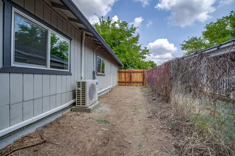1250 Bradley Dr, Redding, CA 96003 photo 33
