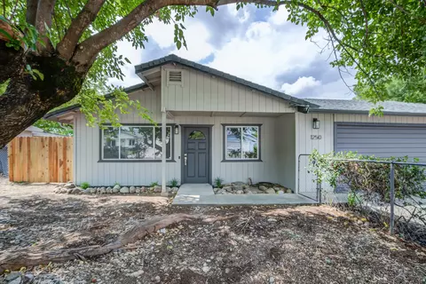 1250 Bradley Dr, Redding, CA 96003
