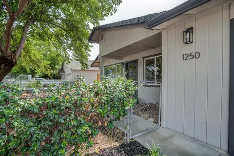 1250 Bradley Dr, Redding, CA 96003 photo 36