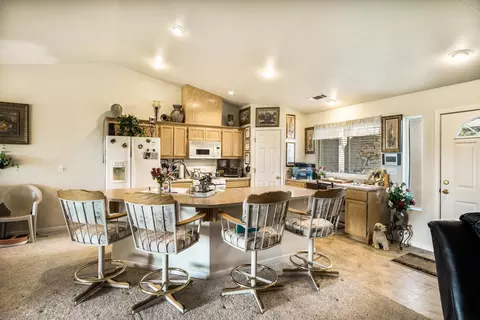 544 Kenbrook Ct, Redding, CA 96003 photo 6