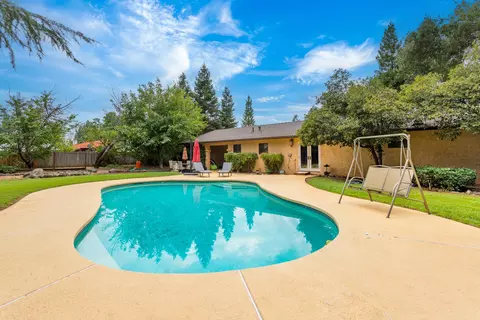 6945 Tucker Ln, Redding, CA 96002 photo 23