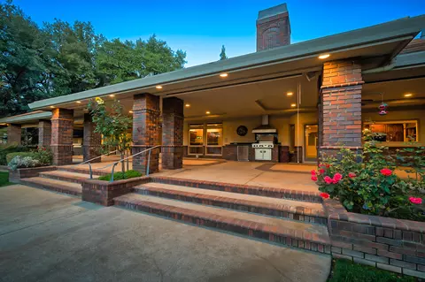 Exterior - 13276 Tierra Heights Rd, Redding, CA 96003 photo 17 of 21