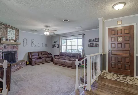 1732 Canyon Rd, Redding, CA 96001 photo 3
