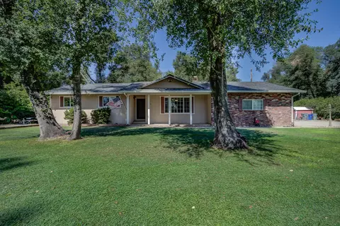 1732 Canyon Rd, Redding, CA 96001