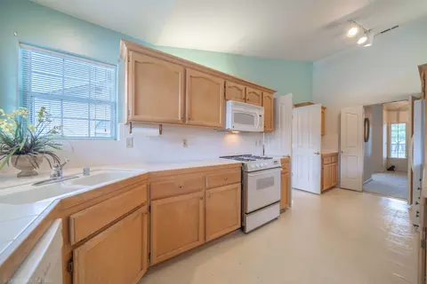 2270 Siena Ave, Redding, CA 96001 photo 12