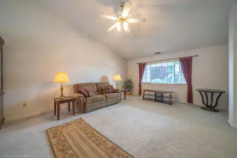 2270 Siena Ave, Redding, CA 96001 photo 4