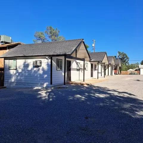 1934 Parallel St, Shasta Lake, CA 96019