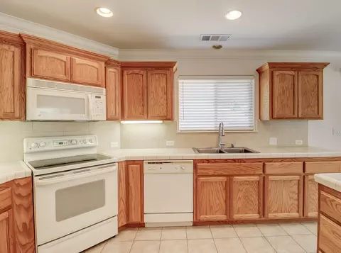587 Fair Hill Dr, Redding, CA 96003 photo 12