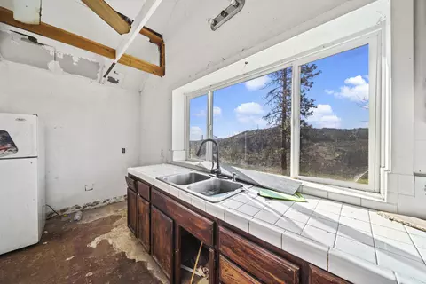 15735 Rock Creek Rd, Redding, CA 96001 photo 9