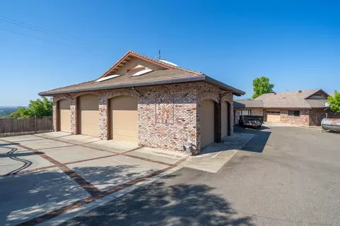 910 River Bend Rd, Redding, CA 96003 photo 42