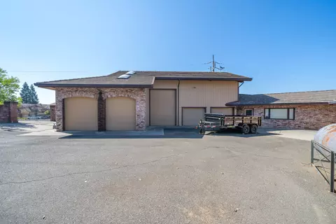 910 River Bend Rd, Redding, CA 96003 photo 44