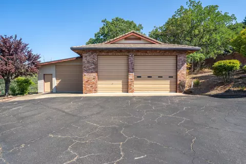 910 River Bend Rd, Redding, CA 96003 photo 12