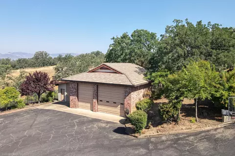 910 River Bend Rd, Redding, CA 96003 photo 88