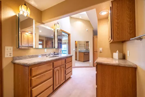 910 River Bend Rd, Redding, CA 96003 photo 75