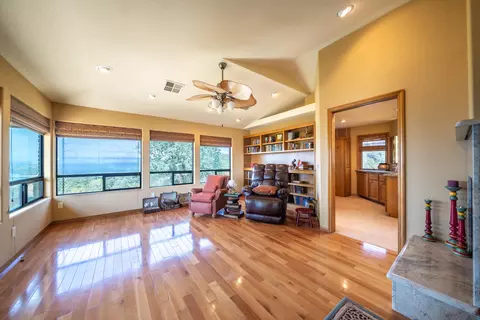 910 River Bend Rd, Redding, CA 96003 photo 72
