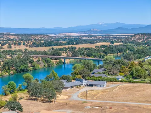 17945 Rivers Edge Dr, Red Bluff, CA 96080 photo 2