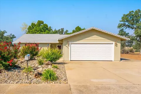2971 Starlight Blvd, Redding, CA 96001