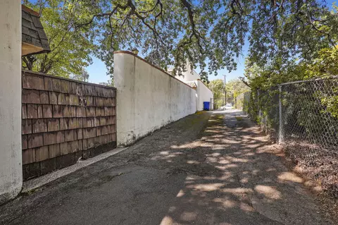 2045 Canal Dr, Redding, CA 96001 photo 43