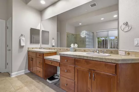 3167 Agassi Ln, Redding, CA 96002 photo 17