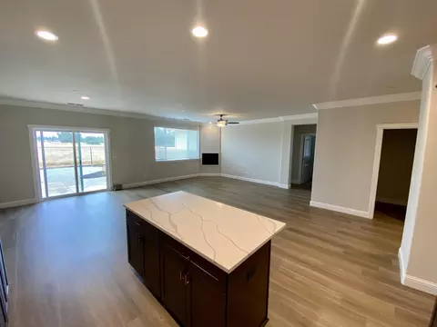 2719 Hopkins Ave, Redding, CA 96002 photo 9