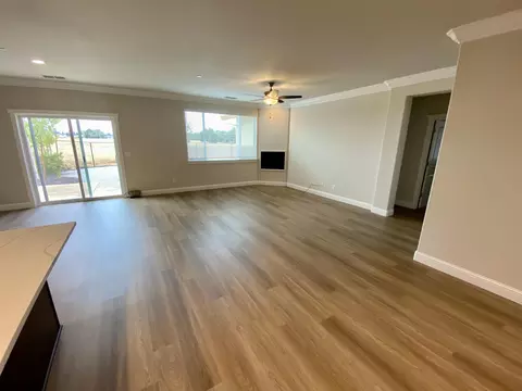 2719 Hopkins Ave, Redding, CA 96002 photo 2