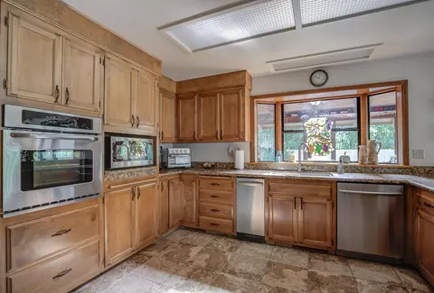 2981 Balaton Ave, Redding, CA 96001 photo 17