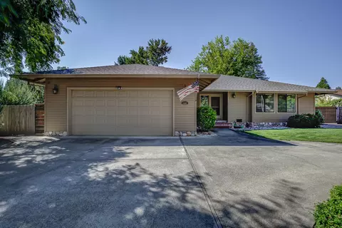 2981 Balaton Ave, Redding, CA 96001