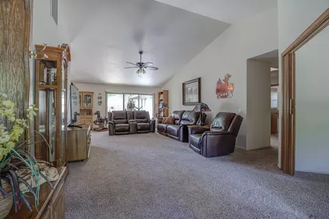 2981 Balaton Ave, Redding, CA 96001 photo 3