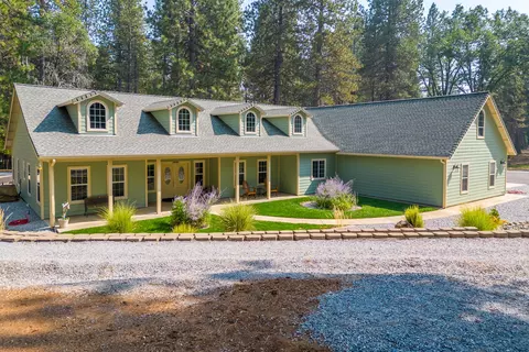 31335 Emigrant Trl, Shingletown, CA 96088