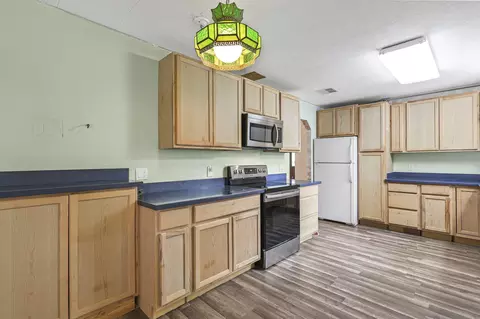 Undisclosed, Redding, CA 96003 photo 13
